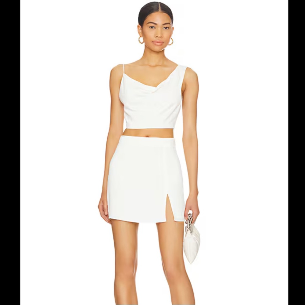 superdown White Skirt Set